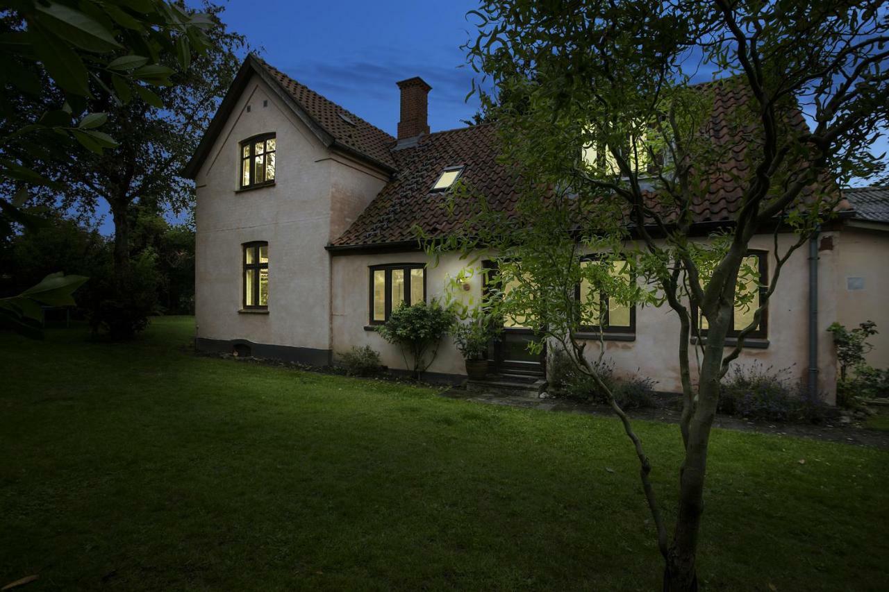 Pegasus Bed And Breakfast Helsinge Екстериор снимка